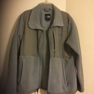 Womens Northface Zip up jacket